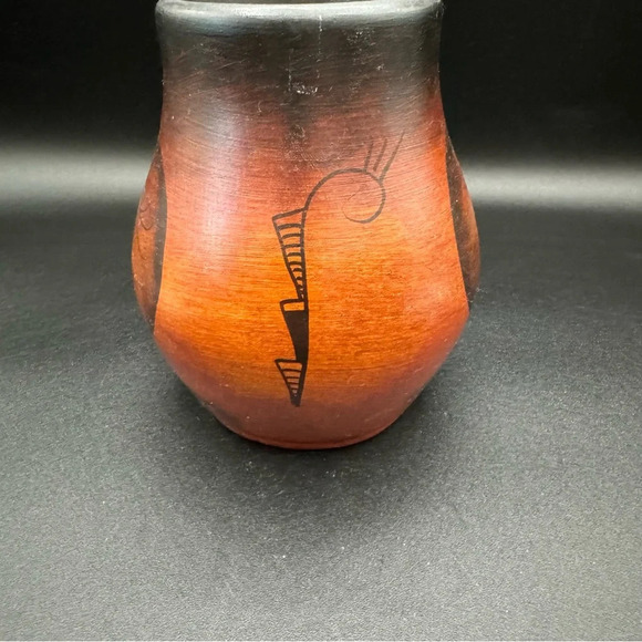 Authentic Mexican Pottery Vase Signed R Galvan Native American Tribal Art - Picture 13 of 15